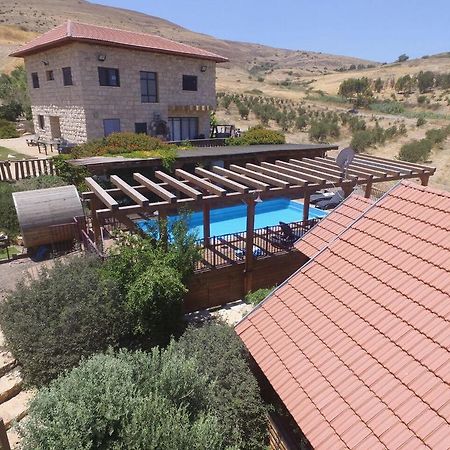 Yagorov Chalet Yavne'el Exterior photo