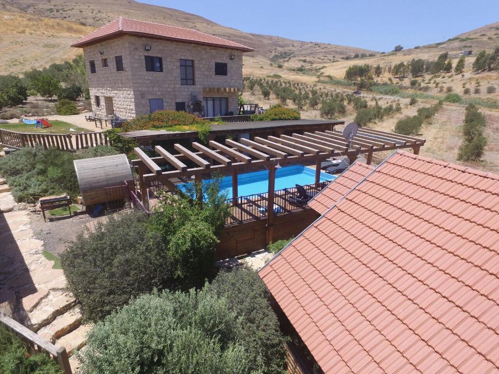 Yagorov Chalet Yavne'el Exterior photo